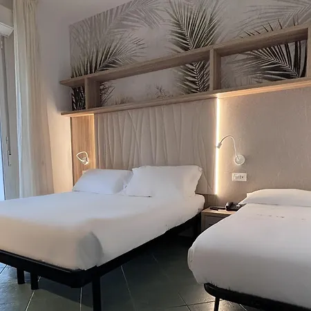 Hotel Pinetina Mare Baby Family